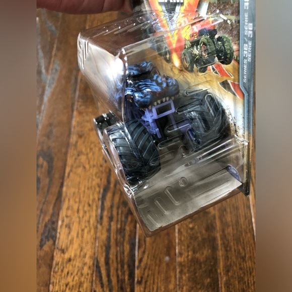 Monster Jam Monster Trucks Night Storm - Series 36 - BRAND NEW! - Picture 4 of 5